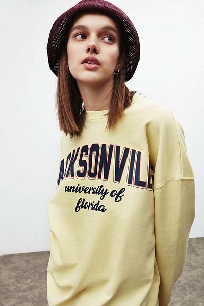 GRIMELANGE Ramona Damen-Sweatshirt aus weicher Fleece-Innenseite aus Bio-Baumwolle mit bedrucktem Rundhalsausschnitt