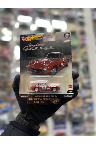 HOT WHEELS Mercedes Benz 300 SL premıum 1.64 ( nadir )