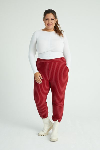 Madwilo Burgundy White Striped Women's Trousers with Flexible Crepe Fabric