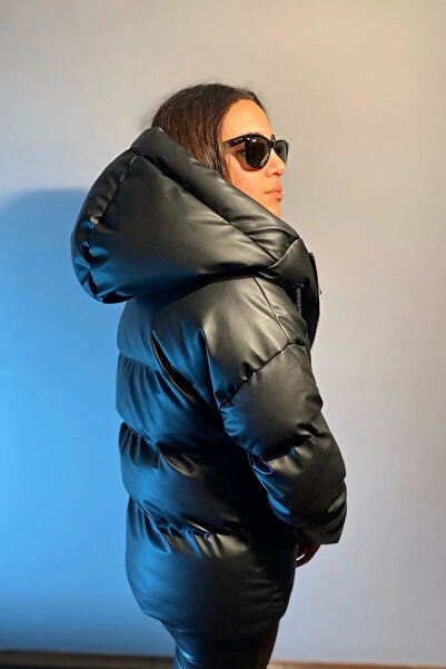 La Querta Γυναικείο μαύρο δερμάτινο παλτό με κουκούλα