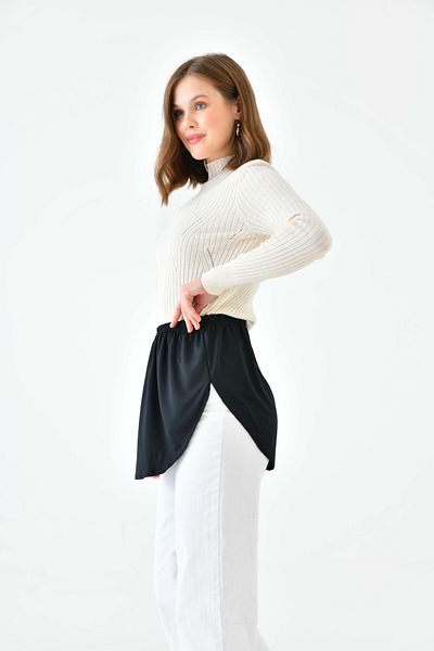 mirach Black Round Neck T-Shirt - Skirt Slit Elastic Lining Inner Skirt