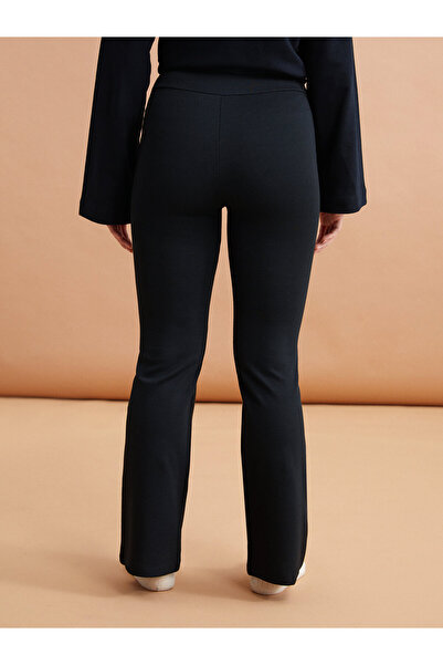 LC Waikiki Petite Damen-Hose mit elastischem Bund und geradem Schnitt