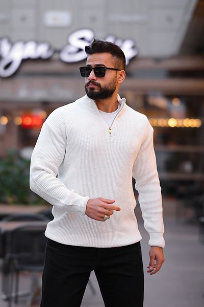 BASEL.CO MEN'S RELAX FIT HALF ZIPPERED THICK SWEATER