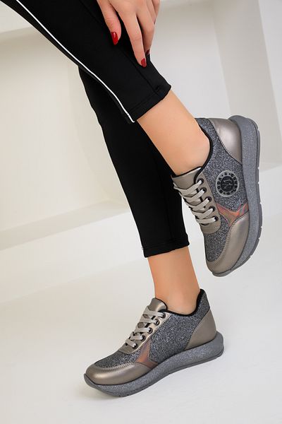 SOHO Platinum Women's Sneakers 18663