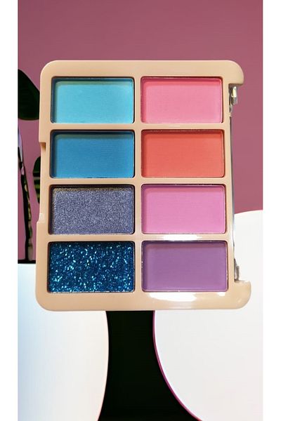 MONİCATİME BLSM 8-Piece Eyeshadow Palette Set