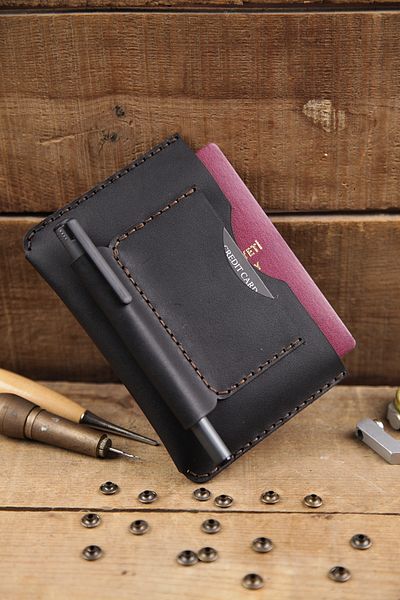 New Coast Leather 1900's Χειροποίητο πορτοφόλι διαβατηρίου από γνήσιο δέρμα