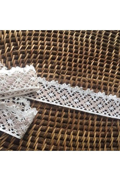 Dost Guipure Lace Width 3 cm 10 Meters