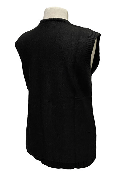 Giyinen Mağazaları Black Feriha Buttoned Front Double Pocket Side Slit Short Mother Knit Vest