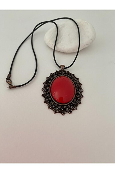 HEDİYEM EVİME İznik Çini Kolye Kırmızı Renkli Model El Boyaması Deri İpli