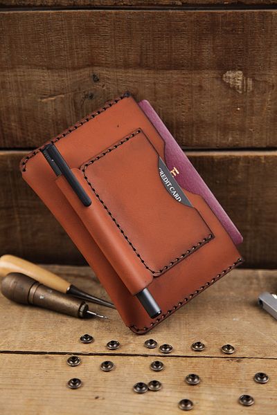 New Coast Leather 1900's Χειροποίητο πορτοφόλι διαβατηρίου από γνήσιο δέρμα