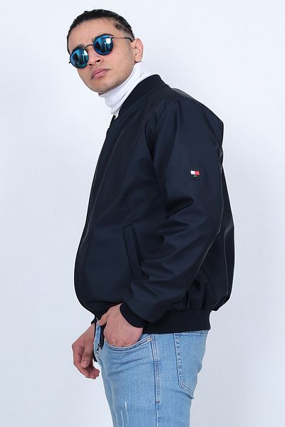 a.r.t sportwear Бродирана водоотблъскваща материя с ръкав на пилотско яке Bomber