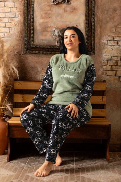 Lukitus Plus Size Plush Fleece Pajama Set