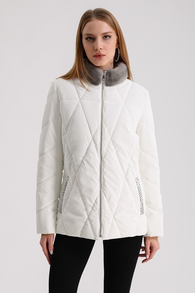 Leather Club Beyaz Vizon Kürk Aksesuarlı Piton Deri Garnili Puffer Ceket