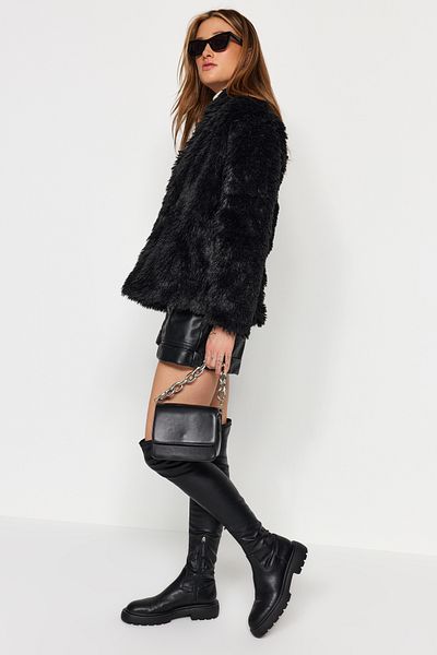 Trendyol Collection Jachetă de blană neagră TWOAW24MO00383