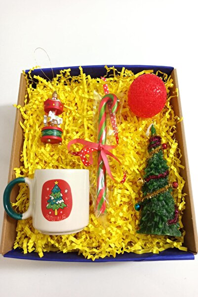 Alanç Yılbaşı Özel Hediye Seti, Mutlu Yıllar El Yapımı Kupa, Lamba, Çam Ağacı Mum, Şeker , Atlı Karınca