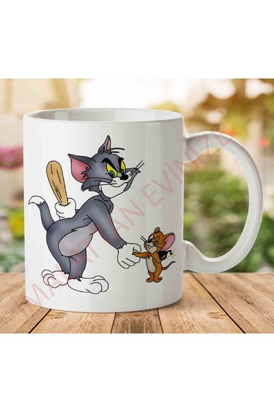 ART HEDİYE A2579 كوب توم وجيري مطبوع على الجانبين