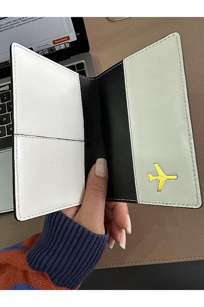 Seyahataksesuar Travel World Passport Case