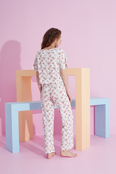 Siyah İnci Sada pleteného pyžama z lycry se vzorem bílého květu