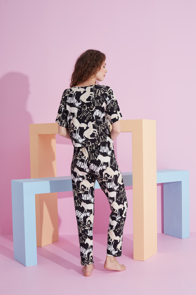 Siyah İnci Πλεκτό σετ πιτζάμες με στάμπα ζέβρας