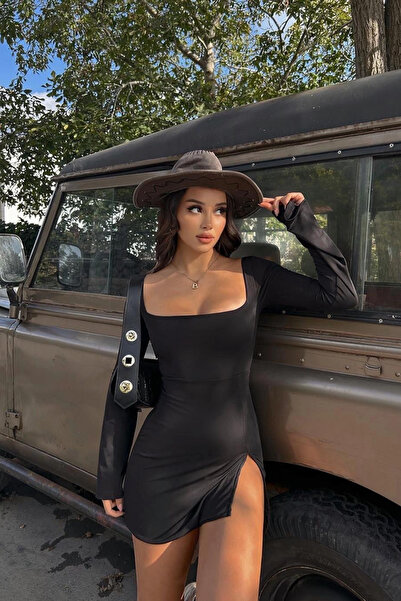 Look Kadıköy Siyah Yırtmaçlı Kare Yaka İspanyol Kol Elbise