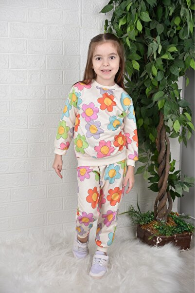 NBGİYİM بدلة رياضية موسمية منقوشة بالزهور باللون الكريمي للأطفال