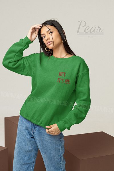 Pear Wear Γυναικείο φούτερ με στάμπα Hey Its Me με 3 κλωστές