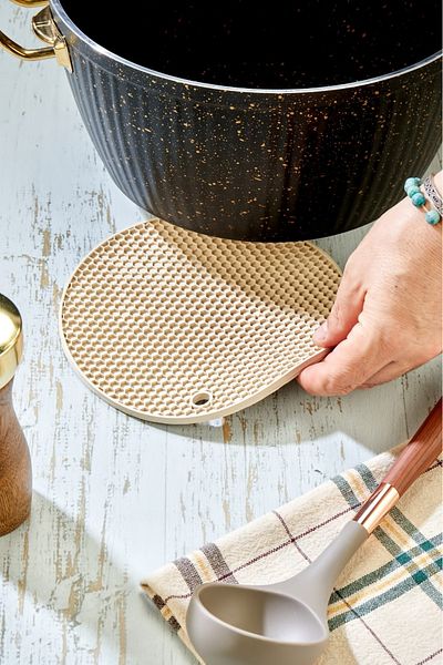 Cooker Luxury Fireproof Non-Stick Silicone Round Trivet