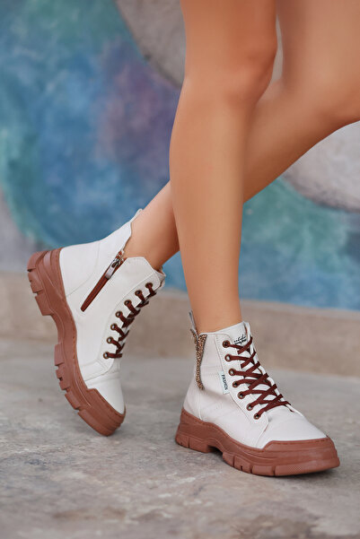 Madam Tarz Μπότες με λεπτομερή λαστιχένια αντιολισθητική σόλα Magarsus Stone