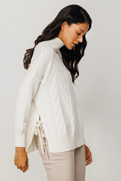 ON High Collar Knitwear Sweater