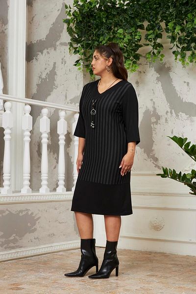 RMG Necklace Detailed V-Neck Plus Size Striped Black Dress
