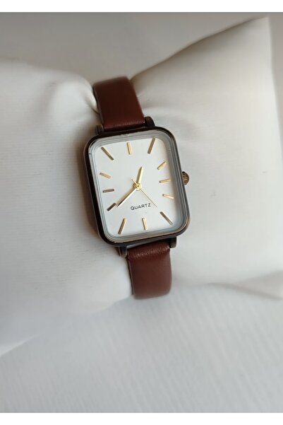 İnogge ساعة يد نسائية مستطيلة الشكل ذهبية اللون مع حزام جلد بني