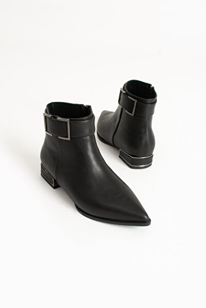 LEYLA STORE Black Buckle Detail Short Boots