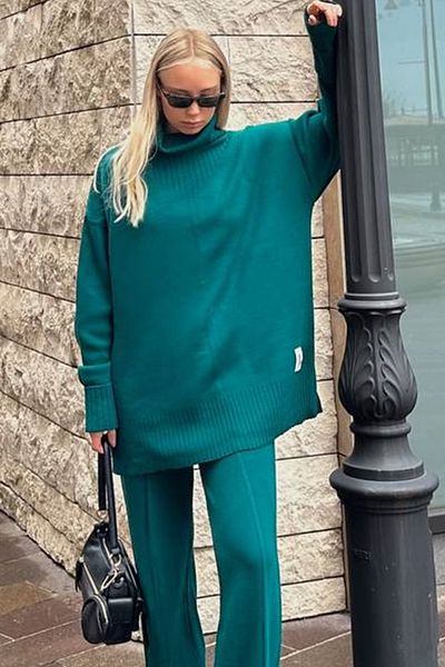 lovebox Pulover verde cu mânecă lungă, cu gât supradimensionat și talie înaltă, tricotaje verde, pantaloni, costum 003