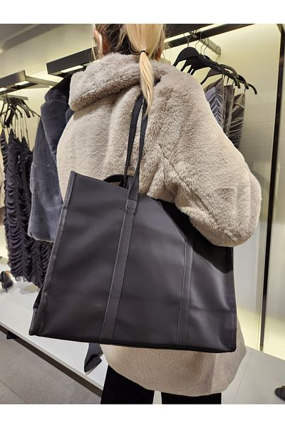 Mercan Stores Women's Black Zippered Hand and Shoulder Bag