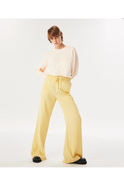 Twist Relaxed Cut Trousers