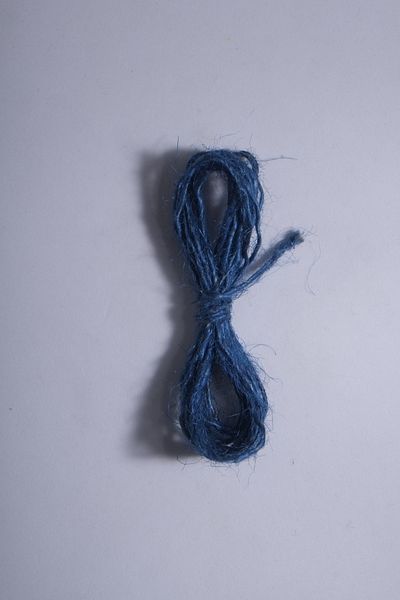 Eskişehir hobi sanat 3 μέτρα σκούρο μπλε χρώμα Σχοινί γιούτας χωρίς κερί Πάχος 1,3 mm Σχοινί καλαμιού Σχοινί κοντάρι