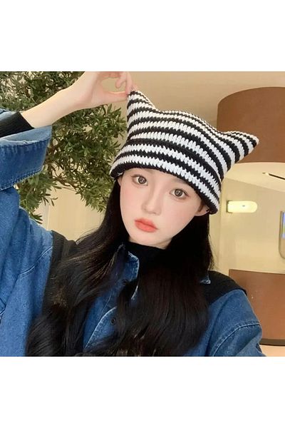 Favorim50ton Black and White Cat Design Beret