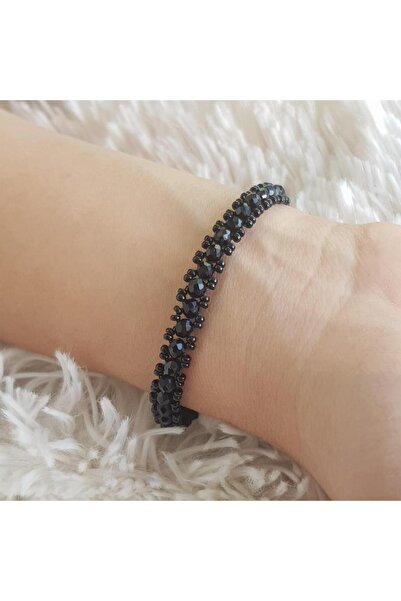 Handmade By HLY سوار كريستال أسود مصنوع يدويًا