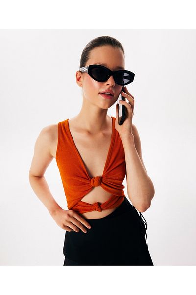 Twist Geknotetes Crop-T-Shirt