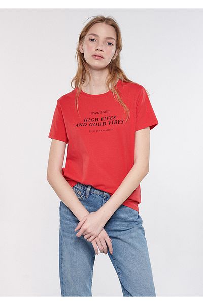 Mavi High Fives And Good Vibes Printed Red T-Shirt Slim Fit / Slim Fit 1611545-70469