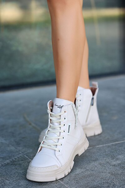 Madam Tarz Cizme cu talpă anti-alunecare din cauciuc cu detalii de piatră Magarsus