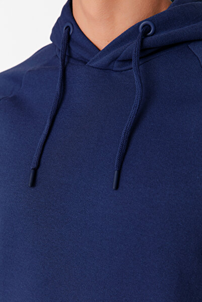 Trendyol Collection Μπλε μπλουζάκι φλις φούτερ με κουκούλα - κανονική εφαρμογή TMNAW23SW00194