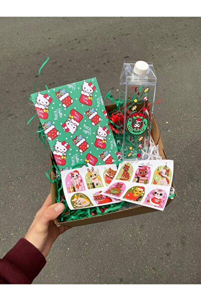 Namgo Kuromi Hello Kitty Yılbaşı Seti Süt Şişesi Suluk Defter ve Sticker Paketi
