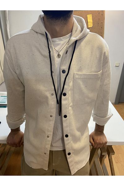 Tarz Cool Ανδρικό πουκάμισο ξυλοκόπο με κουκούλα σε μπεζ μονή τσέπη