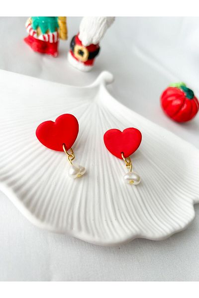 TREND Valentine's Day Red Pearl Detailed Heart Earrings