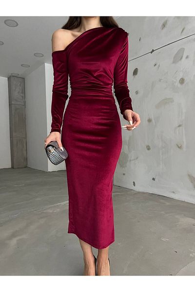 Butik Beyza Off Shoulder Gathered Velvet Dress