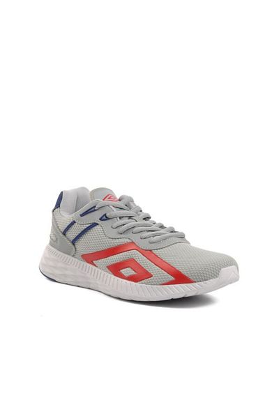 Umbro sports deals shoes