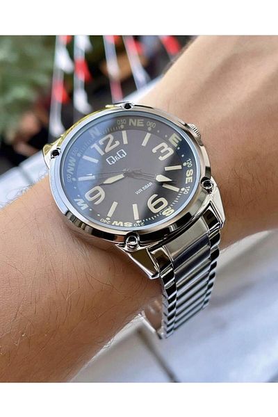 Q&Q Metal Men's Wristwatch