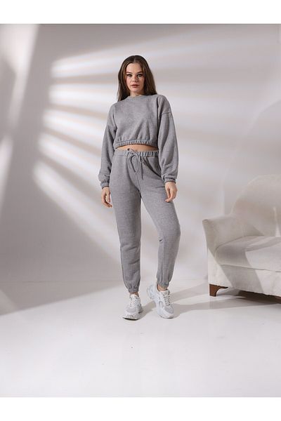 PAMCOTT WOMEN'S SILVERY OVERSIZE WOMEN'S CYCLING NECK CROP TOP AND JOGGER BOTTOM SET