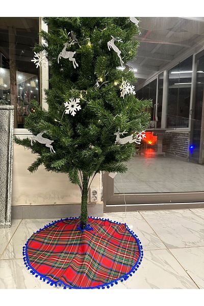 Karam Home غطاء شجرة الصنوبر منقوش بنمط بوم بوم